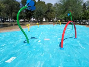 Image of a Splash Park with Gomy Floor aquatic surfaces in blue ocean color