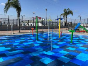 Image of Splash Pad with waterplay objects and safety flooring